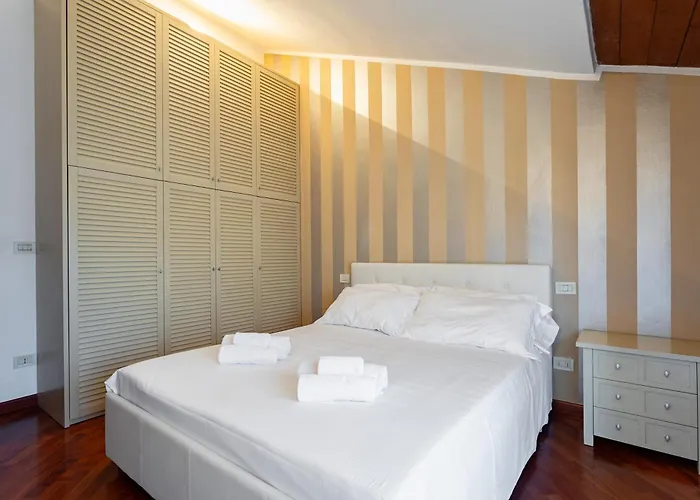 Bologna's Way Cento Traxenda Апартаменты Болонья