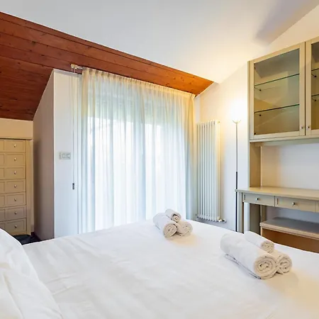 Bologna's Way Cento Traxenda Apartment