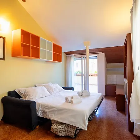 Bologna's Way Cento Traxenda Apartment Bologna